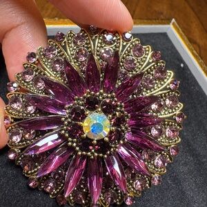Elegant Purple and Gold Brooch
